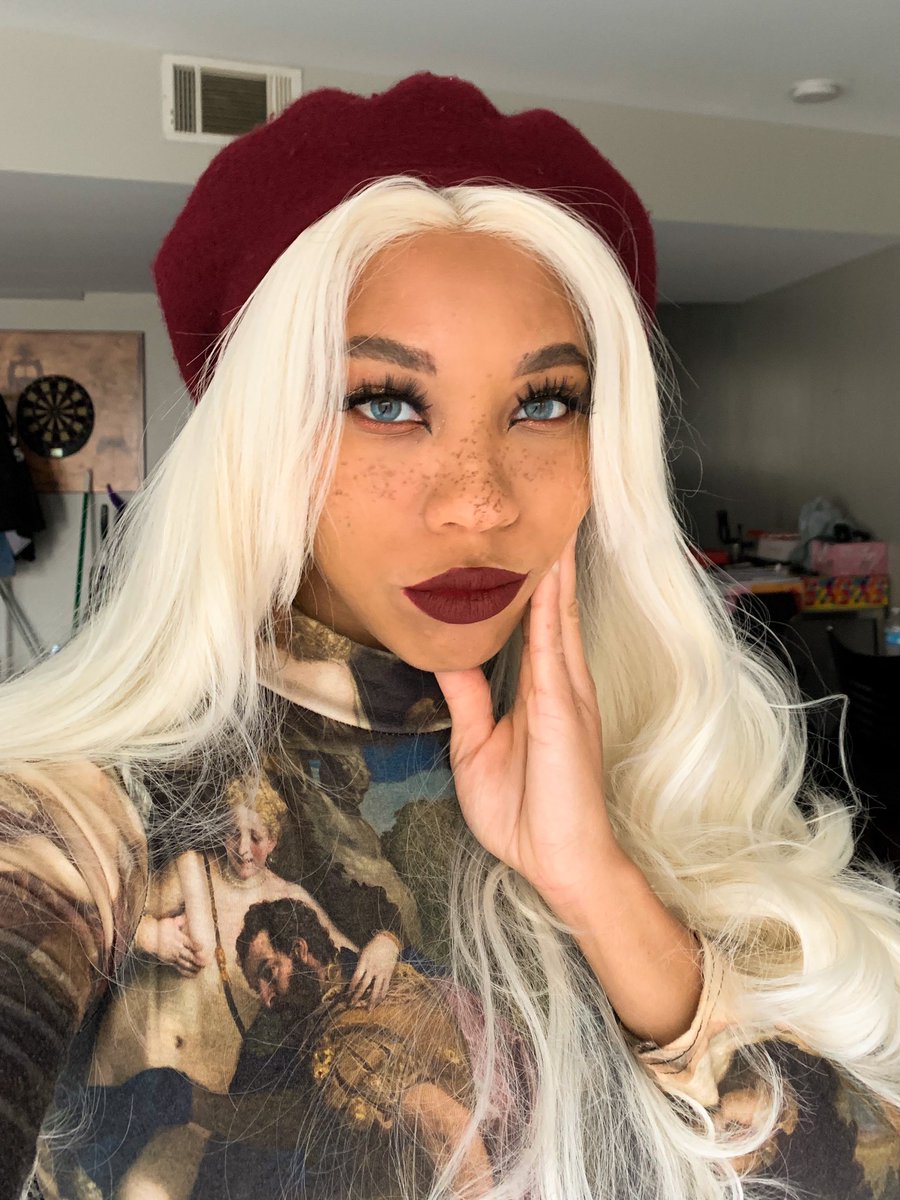 Princess Helayna Twitch Hi let's see what i'll do today. Texsamen