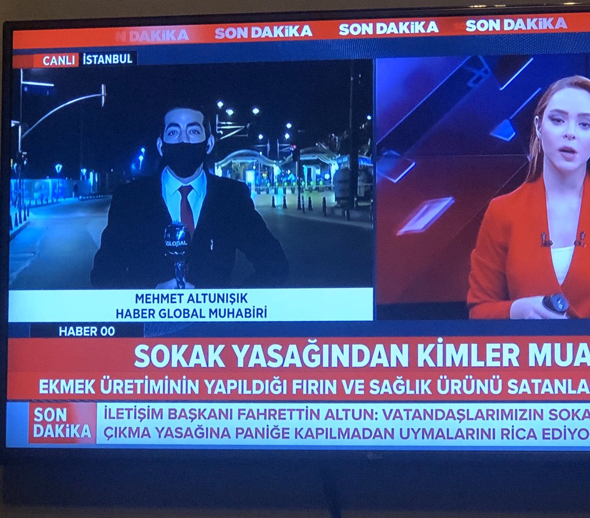 kcolak34's tweet photo. @HaberGlobal  muhabirlerinize düzgün maske dağıtsanız keşke de haber sunarken maskesini düzeltmek için devamlı maskesine dokunmak zorunda kalmasa #SokagaCikmaYasagi https://t.co/0pPxyN2al0