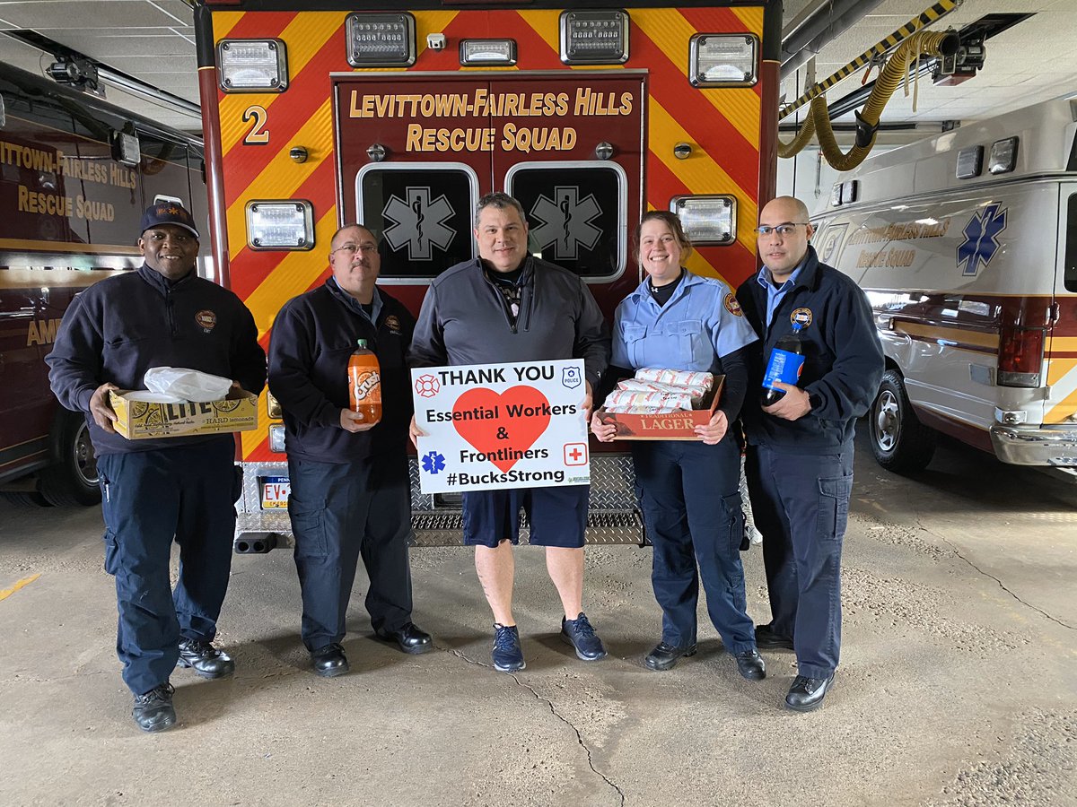 LFHRS154's tweet photo. LFHRS would like to Thank Chuck Klein with #Bucksstrong and Johnny Long Hots for donating dinner for both day and night crews this evening!! #johnnylonghots #bucksstrong #lfhrs #ems #covid19 #onthefrontline https://t.co/hsHB7aeFh5