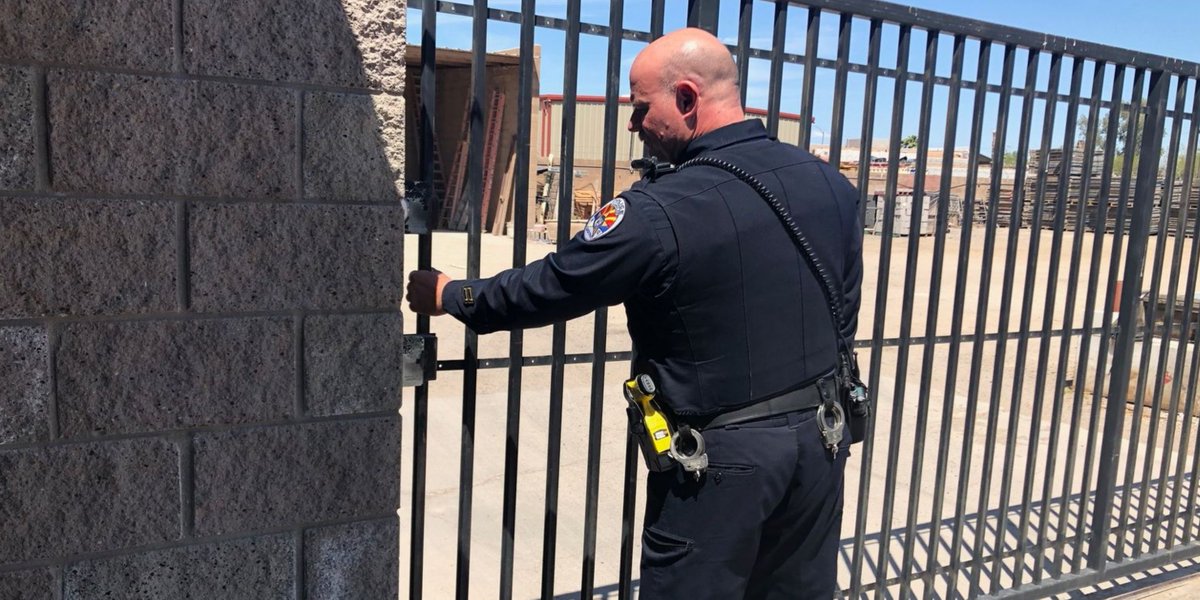 ChandlerPolice's tweet photo. The @ChandlerPolice  implemented a Business Watch Program. If your City of Chandler business is closed for an extended period of time, we will provide extra patrols &amp; checks. Click on the link to register your business.   https://t.co/tYmEGVK64u
@chandlerchamber https://t.co/CPCCSG5hdQ