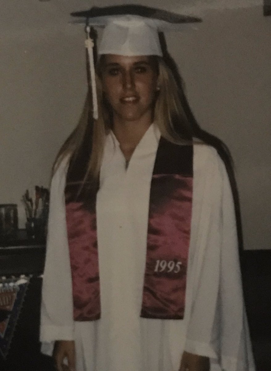 <a href="/tweetupmeetups/">Teacher Tweet Up Meet Ups</a> I’ll play. Central High School Class of ‘95. 
Sending the 2020 seniors lots of love via this #seniorlovechallenge <a href="/HumbleISD_FE/">Foster Elementary</a> let’s see some of those senior pics!! 👩🏼‍🎓👨🏽‍🎓