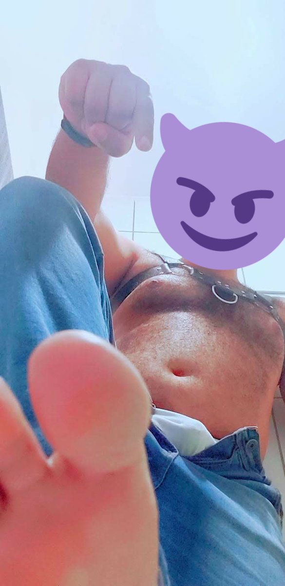 MasterBearBR's tweet photo. Cadê os submissos babacas imprestáveis que gostam de gastar grana com macho? Chama na DM PUTOS!
#roletafindom
#findom
#findombr
#findomgay
#findrain
#pigslave
#cashpig
#cashmaster 
#feet 
#podolatria https://t.co/GDTvJf5iaA