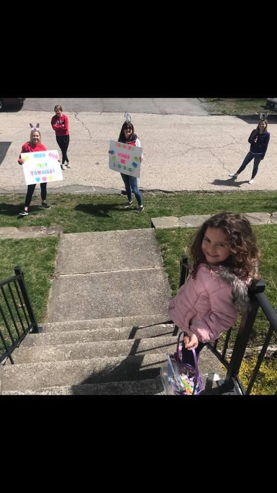 karenr1218's tweet photo. A very successful day!!! Thank you Ms M and Mrs. Johnston for brightening the day of your Littles!!! Simply Amazing #DistanceLearningTogether! We got this EP PreK 💪💕@KathrynCrowle12 @Kelaghan70 https://t.co/Oa43HDpZaX