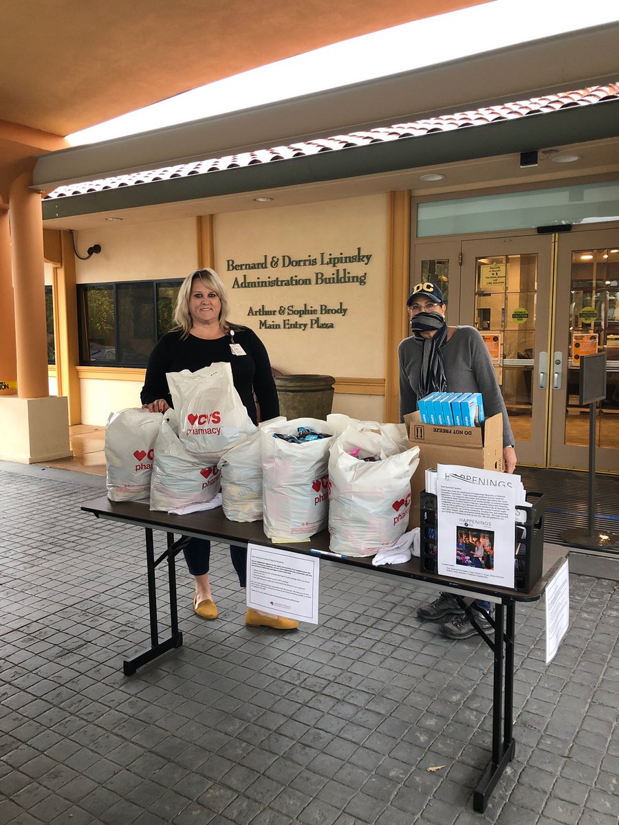 Region 63 spreading some Easter love to the frontline heroes in the community. #ThankYou #StrongerTogether #Community #Superheroes #THEteam #MightyDivision9 <a href="/rezarph/">Reza</a>