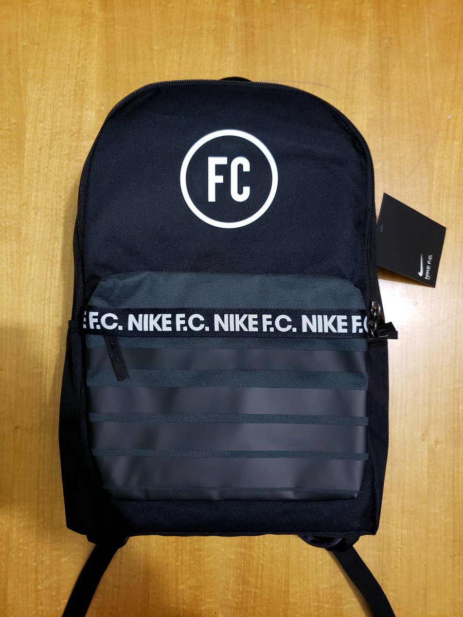 mochila nike fc