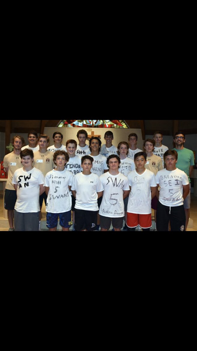 Tdimags42's tweet photo. Thank you dblock for the past 4 years. I’ll never forget my time here and can truly say it was the best decision I’ve ever made @DeSmetJesuitHS https://t.co/JeemKkh9QQ
