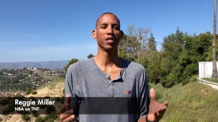 schifino_lee's tweet image. We’re proud to help our client @AthletesCauses script a series of PSAs in the fight against COVID-19. #ProjectFRONTLINE is a program where $20 donations go towards local restaurants to create meals to deliver to front-line healthcare workers. buff.ly/34pDSpt