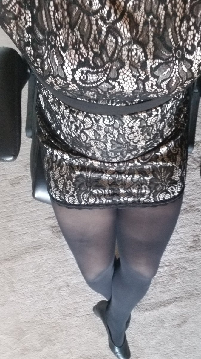 TK0386's tweet photo. #dress #silky #Spanx #tights #ootd #outfitoftheday #myownstyle #nylons #pantyhose #collants #collant #strumpfhose #legsinnylon #wearwhatyouwant #nylonlegs #curvy #officelife #officefashion #dresshowyouwant #dresshowyoufeel #feet #feetintights #pantyhosefeet #nylonfetish https://t.co/wRejdkDKCt