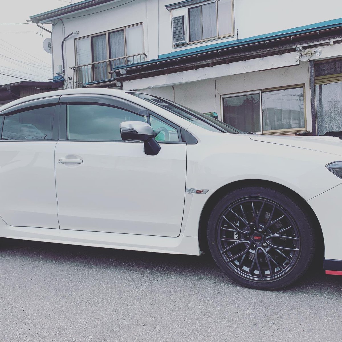 ArisuFive's tweet photo. やっと念願のWRX納車出来た！！
運転下手くそだから乗りながら慣れて行く予定！ https://t.co/8bgzekEGyz
