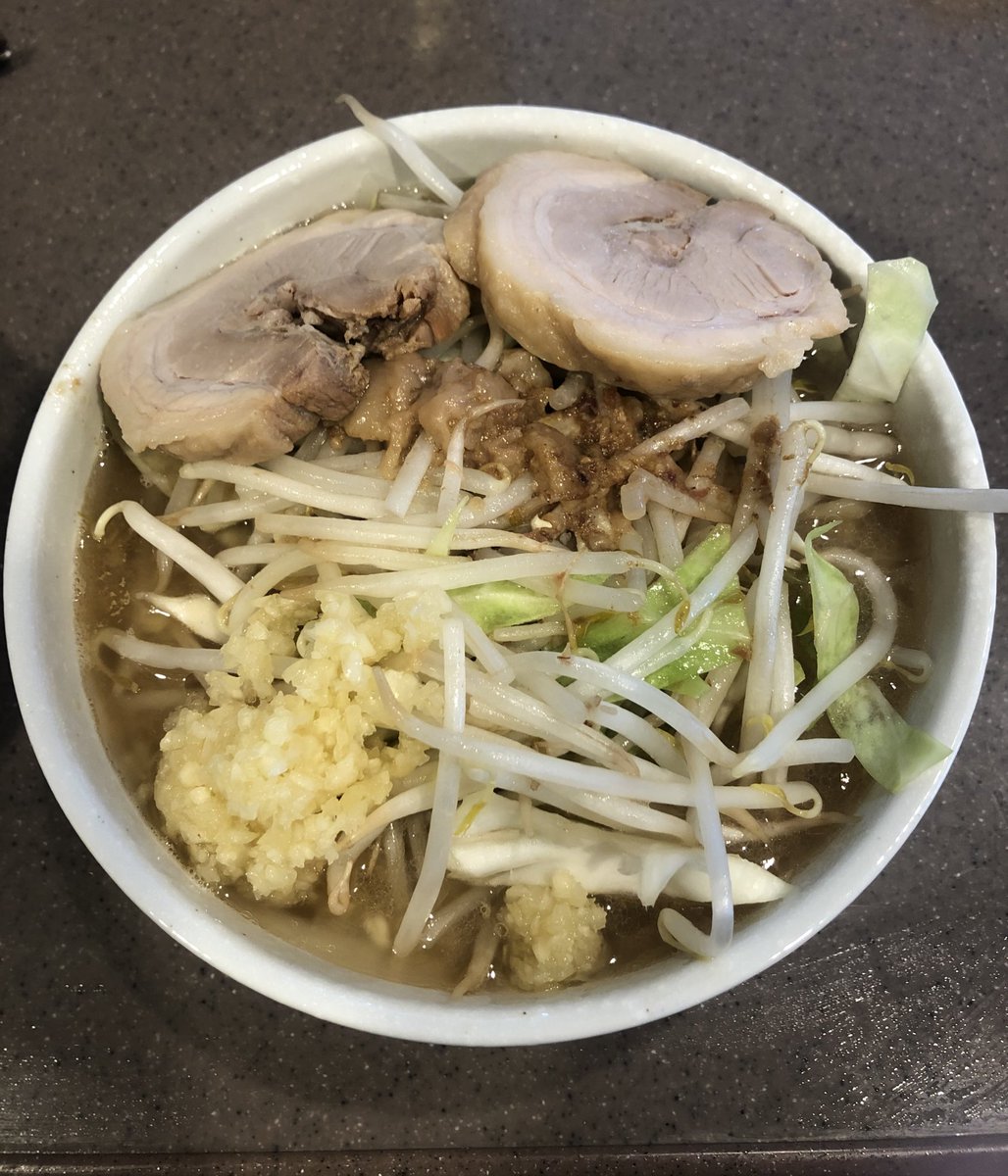 かんず ラーメン鬼首 仙台小松島 持ち帰り用煮干しそばと 中豚ラーメンはタッパーとジップロック持参で 持ち帰りできました 外食禁止令が出てる職場なので まじ助かる やっぱりうまいなー これがこう ラーメン鬼首