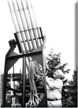 Seosaidh_Wyrd's tweet photo. The Orgone Accumulator by Wilhelm Reich that cured everything from cancer to a cold. Also his cloud creator/buster #orgone #FreeEnergy #SuppressedTech https://t.co/3YpzgngeTm