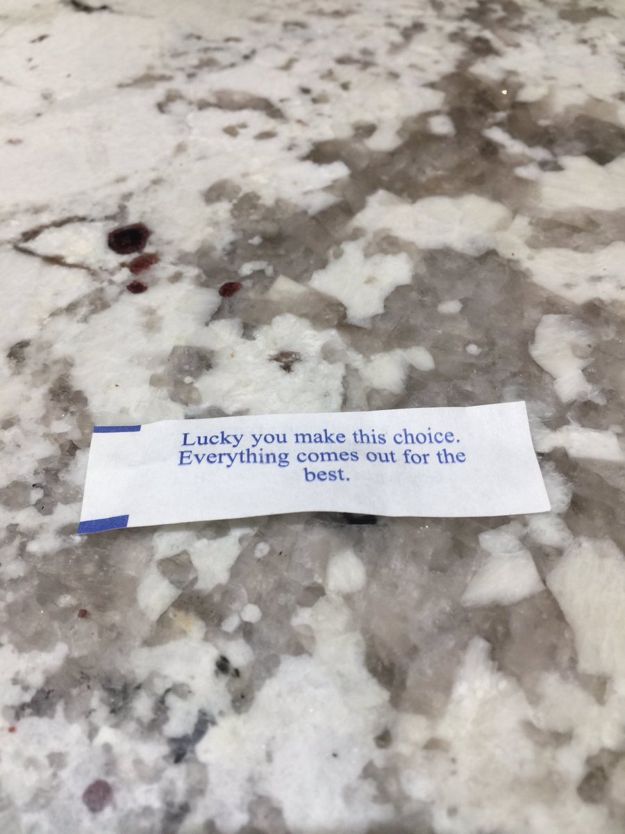 We ended our season today and after getting so many sad texts today I thought I was going to loose it and then I got this fortune 💕 Everytging happens for a reason - just not sure I’ll ever understand this one❤️💙