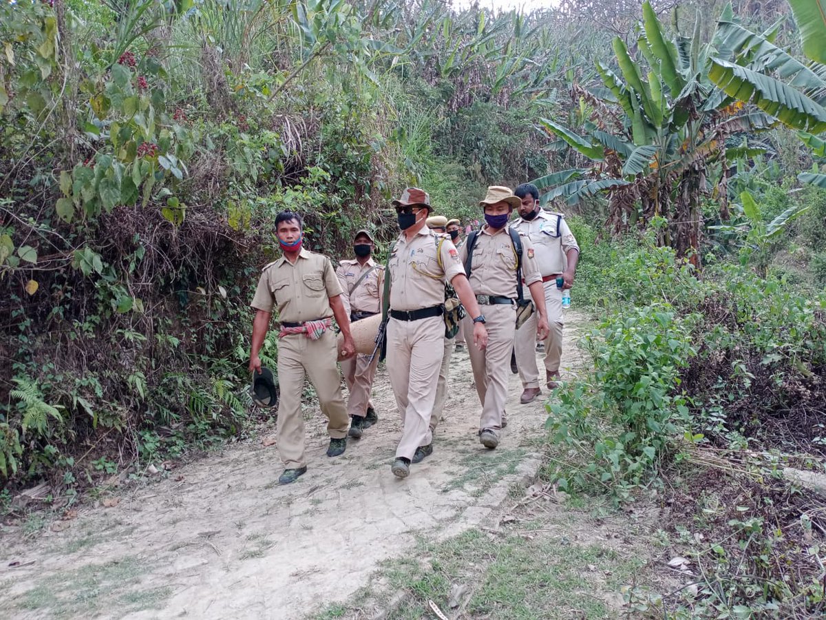 BjpBiplab's tweet image. Tough times never last,but tough people do!

I salute Tripura Police &amp;amp;TSR jawans who are working round the clock to ensure safety &amp;amp; also distributing food items to the remotest areas of Tripura

With such dedicated efforts we will definitely overcome this pandemic soon

#StayHome