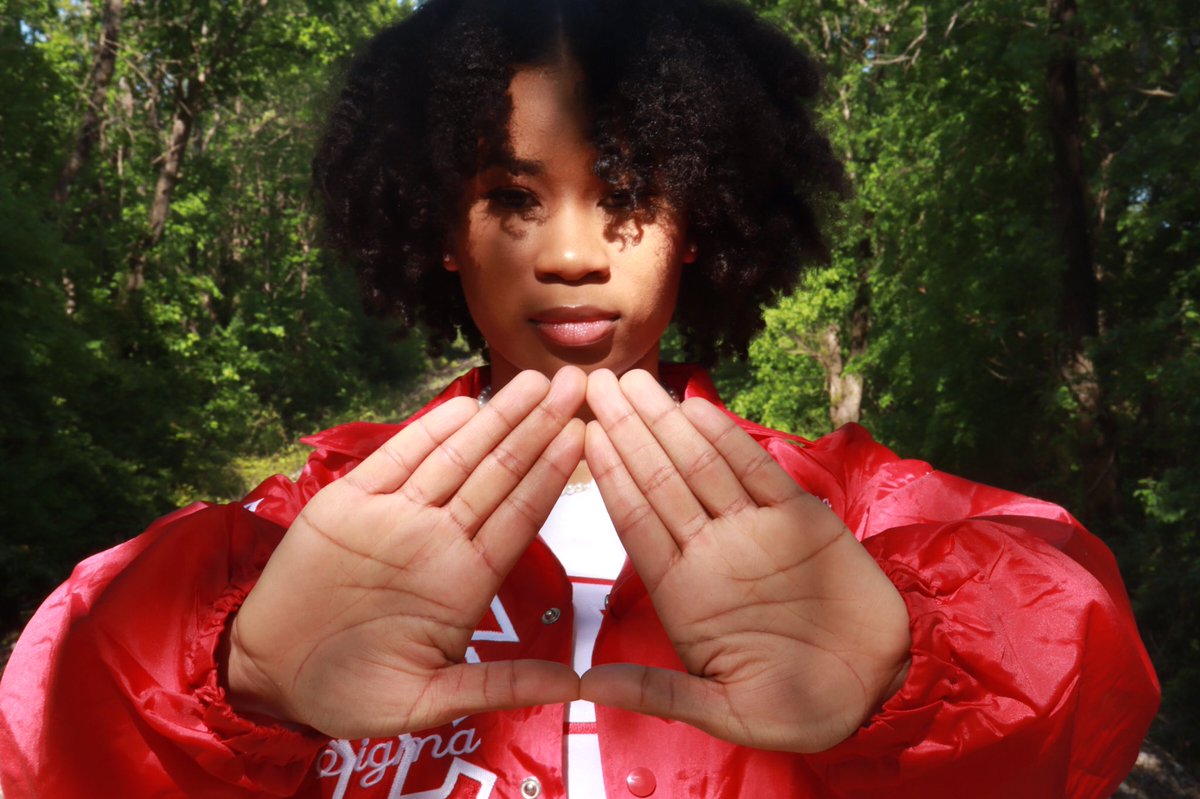 raaaach4's tweet photo. My biggest dream has finally come true, I am a woman of ΔΣΘ 
#DeltaEtaNoneGreater
#51VOR
#DeltaEtaAintDoneYet
@DeltaEta_DST https://t.co/qWzm3DmGOn