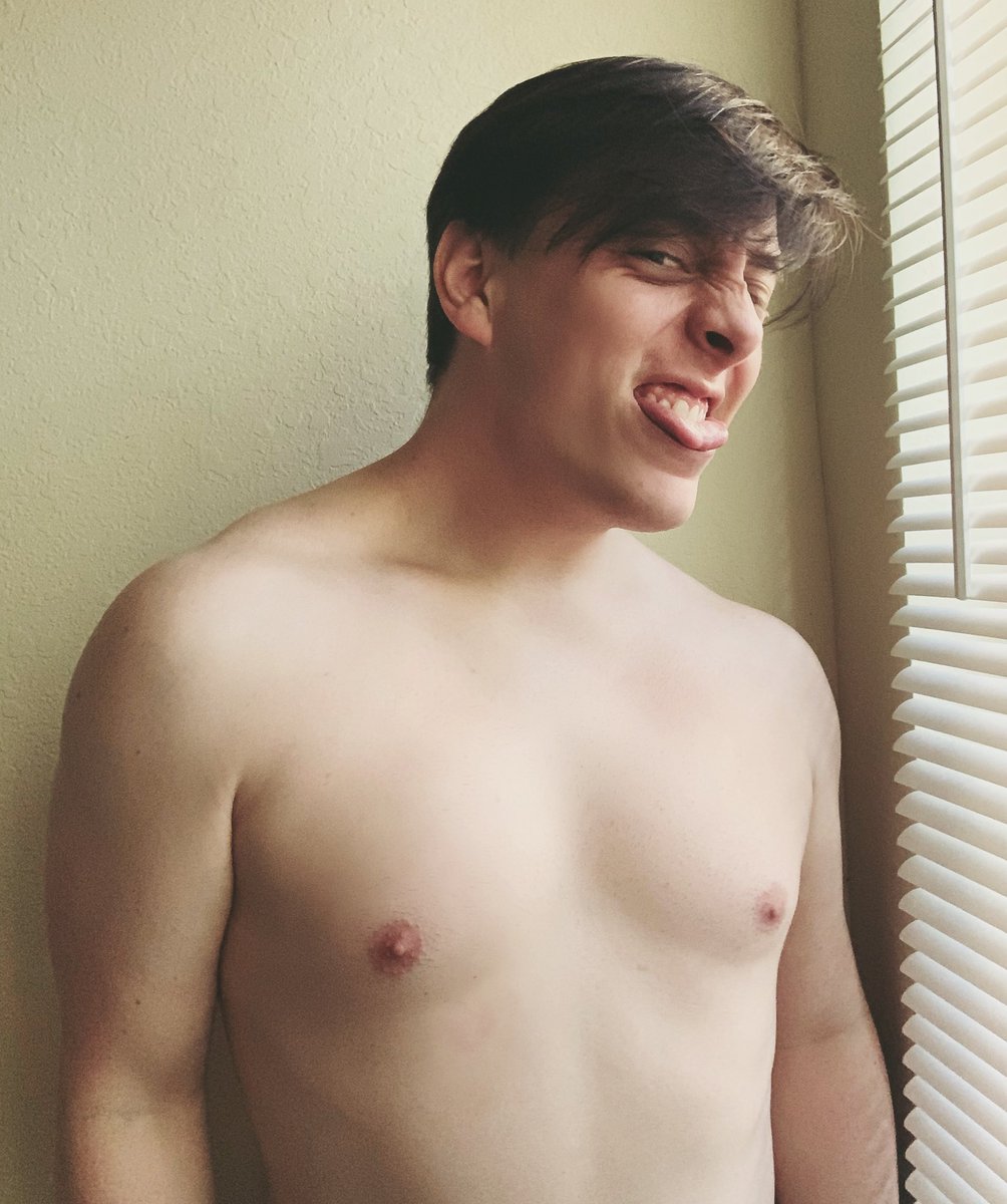 ThomasSanders's tweet photo. Dude idk I was just feelin pretty https://t.co/1l2U6kPSGV