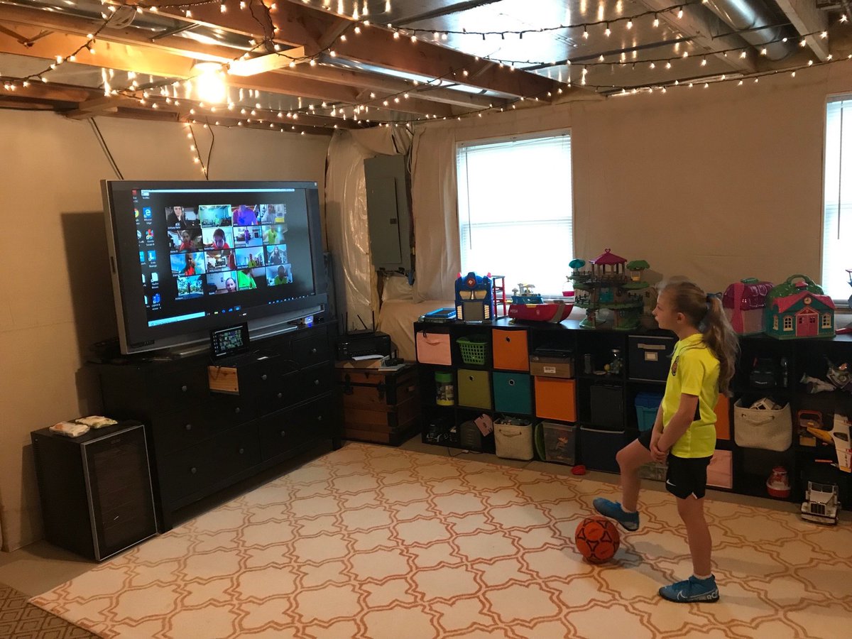 WNYFlashAcademy's tweet photo. Whether it’s team bonding or team trainings, our teams are staying active!  #FlashFamily and so much #FlashPride! 👏⚡️

#FlashOutsideTheLines https://t.co/zBebQrMV0s