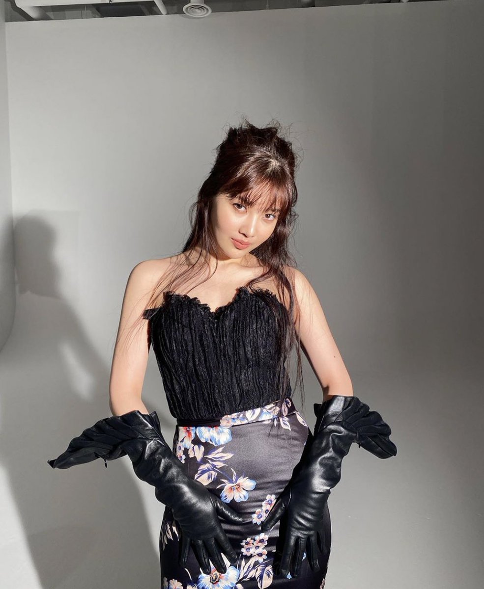 Joy being a model, a thread: