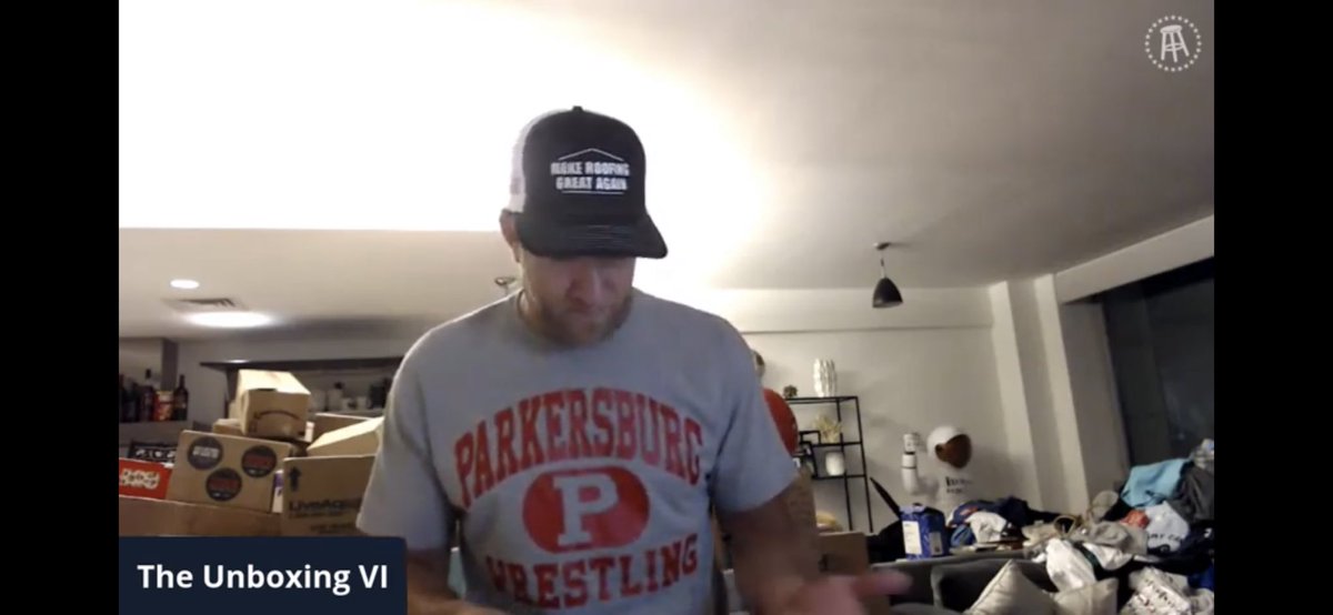 BarstoolPKB's tweet image. Even El Pres knows its always #SuckFouth... @BarstoolPSHS @stoolpresidente