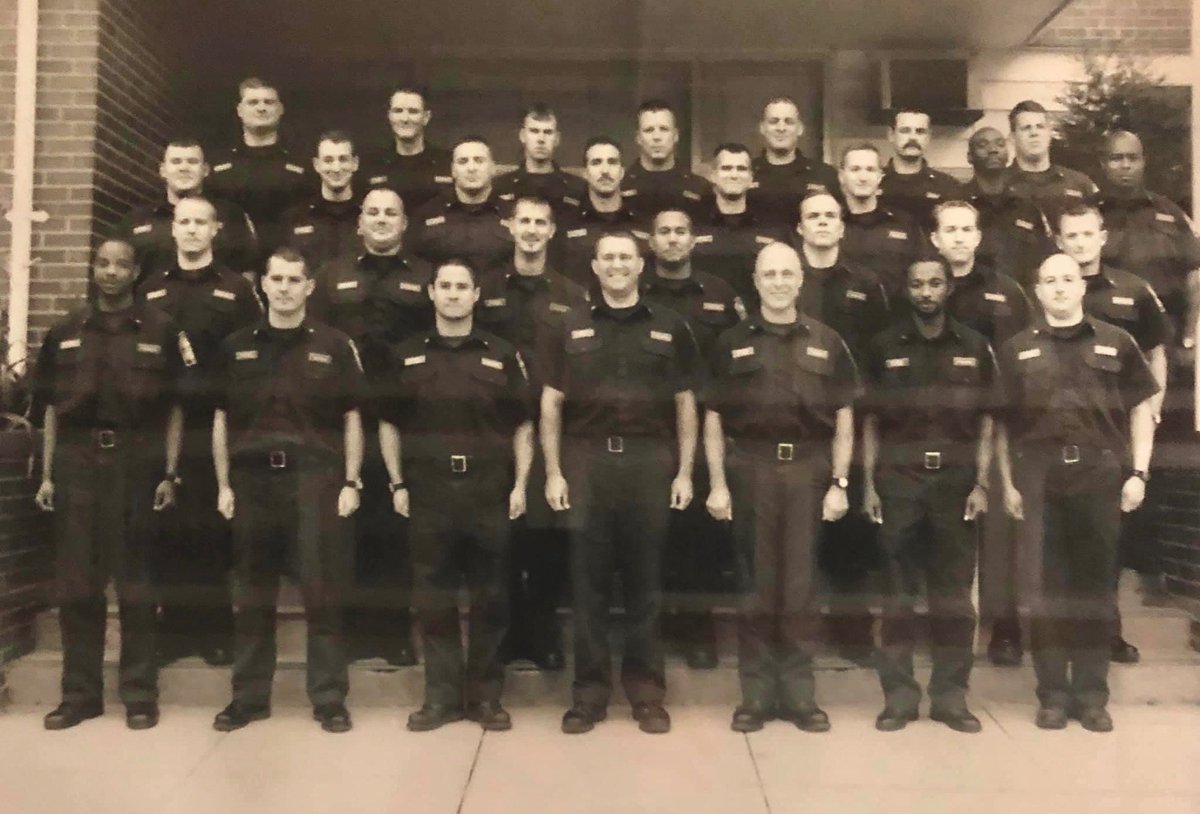 dcfireems's tweet photo. It was on this date in 2000 that this group of individuals stepped into the DC Fire and EMS Fire Academy to fulfill their dreams of becoming one of #DCsBravest. They never looked back. Congratulations to Class 325 on celebrating 20 years of service. https://t.co/vTOtg5tblL