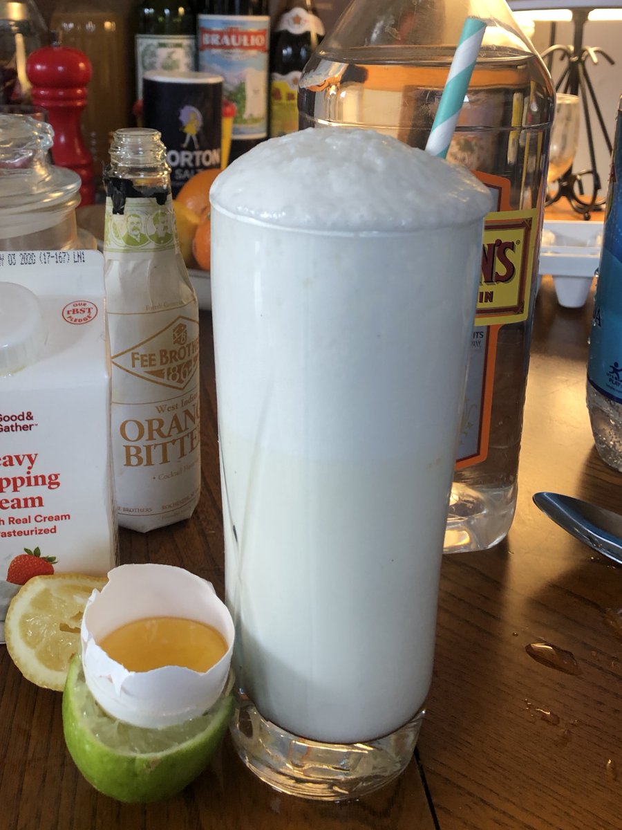 Here’s a little thread on the proper way to make a Ramos gin fizz, a strange slurry with one of the most laborious and complicated recipes in the American cocktail repertoire. (1/73)