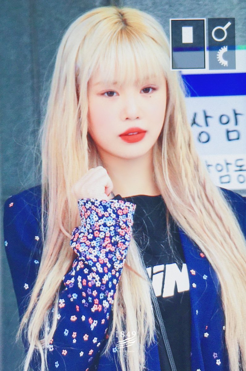 1849_sj's tweet photo. 200411 사전투표 Preview

어케 아침부터 이뻐어어어엉

#수진 #SOOJIN #여자아이들 #GIDLE https://t.co/8vZArx9T5N