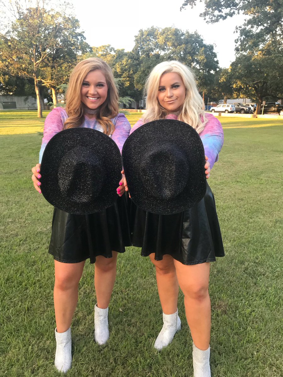 AbbigaleGarvie's tweet photo. My top 4 favorite memories from my time in @AlphaGam_TSU !!! I love my people 💛 #TarletonGreekWeek #tsu https://t.co/GAYEDOks2f