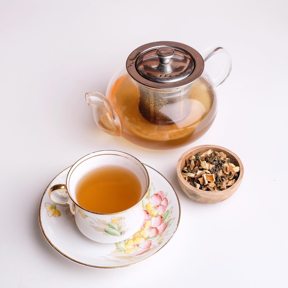 littletalksubud's tweet photo. Donβt panic and drink your tea.
Available at #LittletalksUbud:
> Geinmacha Imperial Tea
> Everyday Detox Tea
> Versailles Garden Tea
Weβre open 10am-6pm.
Food delivery 087861623977 https://t.co/clSNex8ald