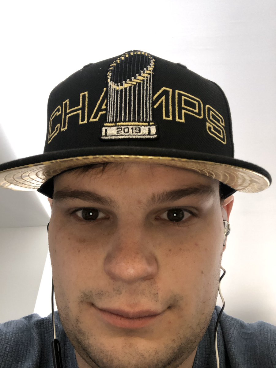 wdtrey5's tweet image. Who wore it better?