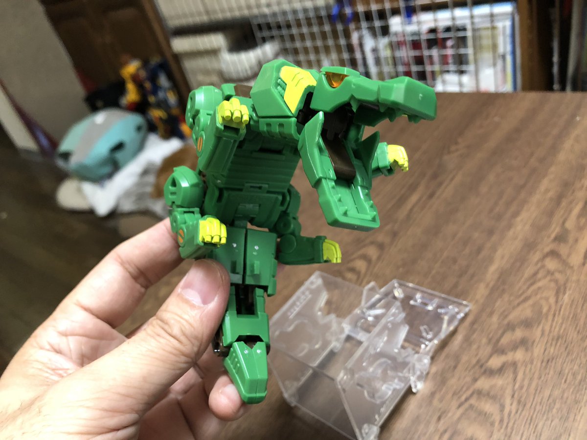 shitopiccyan's tweet image. 出てたの気付かなくて慌ててポチった奴が到着。
グリグリ動くし、変形めっちゃ凝ってて(特に尻尾！)弄ってて飽きないわ
#BeastBOX
#猫は気にするな