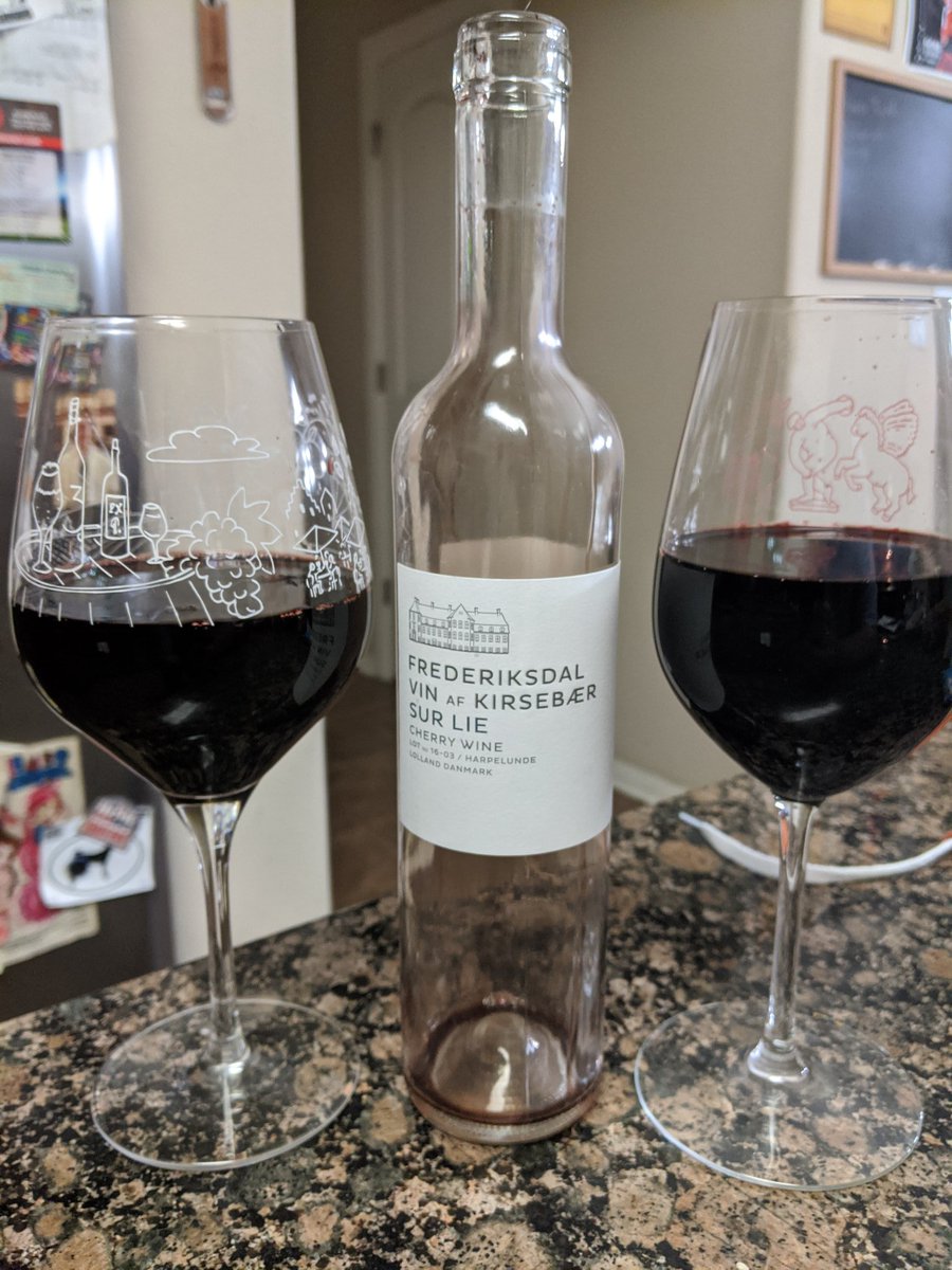 BarajasBeerNerd's tweet photo. Sometimes you have to treat yourself. #adopt #newdoggy https://t.co/pU0Ln9CmCi