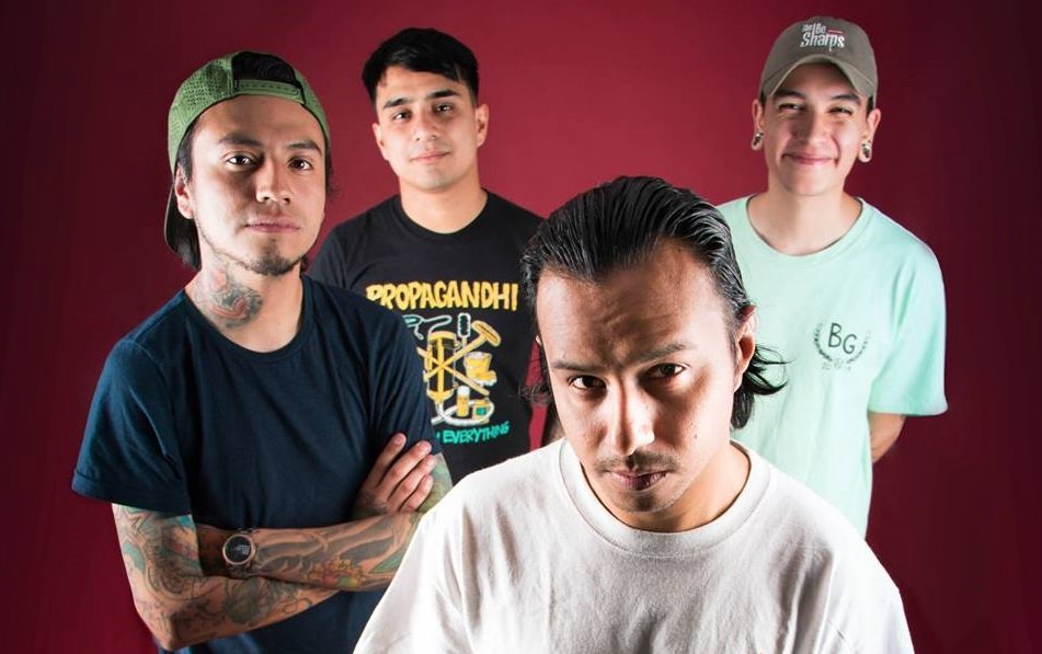 SMasHRadiOMX's tweet photo. Escuchas #Camiches - "Sequia" https://t.co/ZgrPffZ2IC #Rock https://t.co/qB9Cis4Ulk
