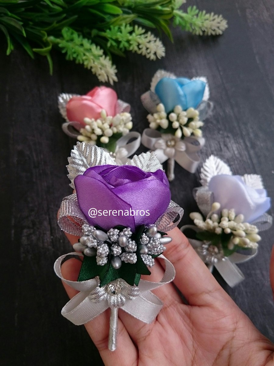 Selamat berakhir pekan! Jangan lupa gunakan masker dan jaga jarak saat keluar rumah yaa
instagram.com/serenabros

#brosbunga #korsase #handmadeflower #bridetobe #bridesmaids #bridalshower #StayAtHome #dirumahaja