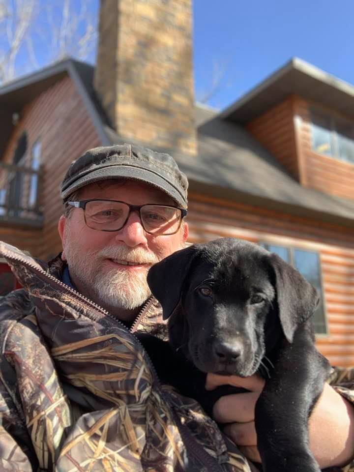 sourcesstrength's tweet photo. Our founder Mark LoMurray is tapping into Family Support with the newest member of the sources family, Clancy! 
We want to see YOUR Family Support! Retweet or comment with a pic of your two-legged OR four-legged Family Support. #WhatHelpsUs https://t.co/MTJhr0JSIg
