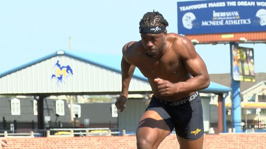 WATCH: Former McNeese star Kent Shelby (@KentShelbyII1) eyes CFL debut amid pandemic

bit.ly/2Ruat8v

#McNeese #CFL