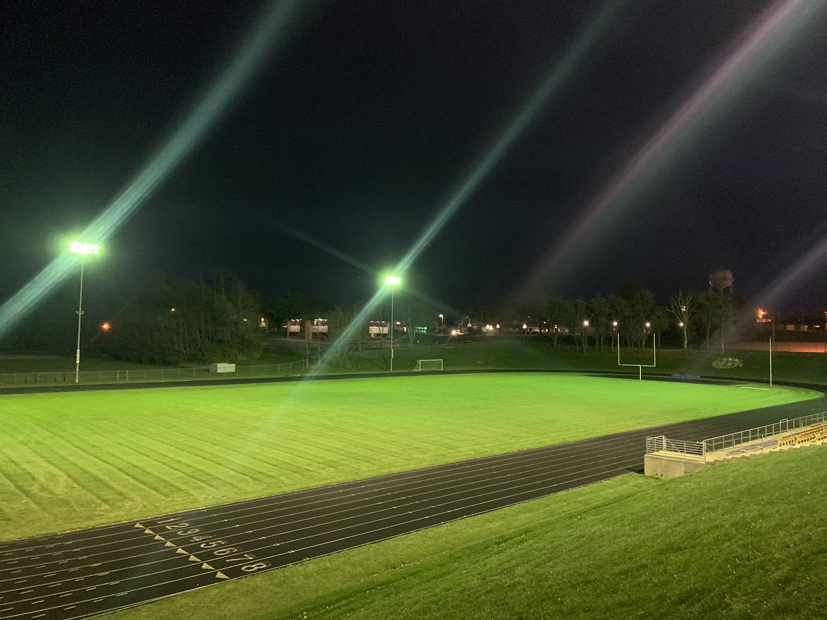 MEvans1982's tweet photo. #BeTheLight 

@SJNPSports @ChrisRoush_KQ2 @MO8ManFootball @LeBlondEagles https://t.co/Vsw0UJqpRd