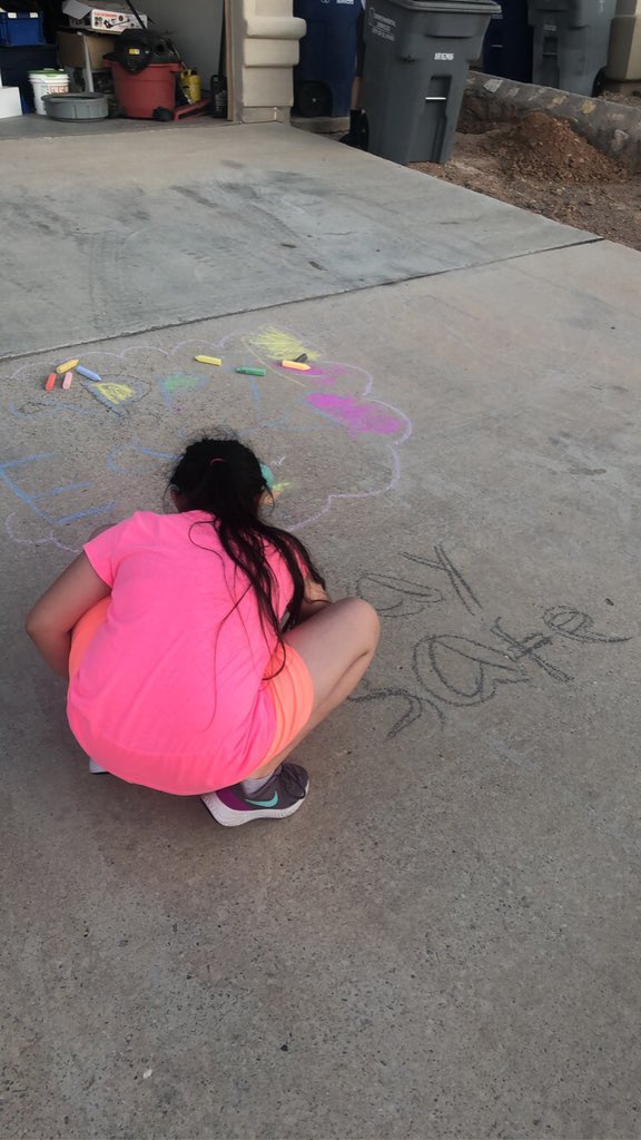 deaf_ed's tweet photo. Mia A is on her #MicroMission of the day!! πΎ upπ@MicroSociety @SagelandMicroES @rachblair11 @SagesLibrary @#YISD @SMarrufo1 @adrianainunez06 https://t.co/drqq37cFVn