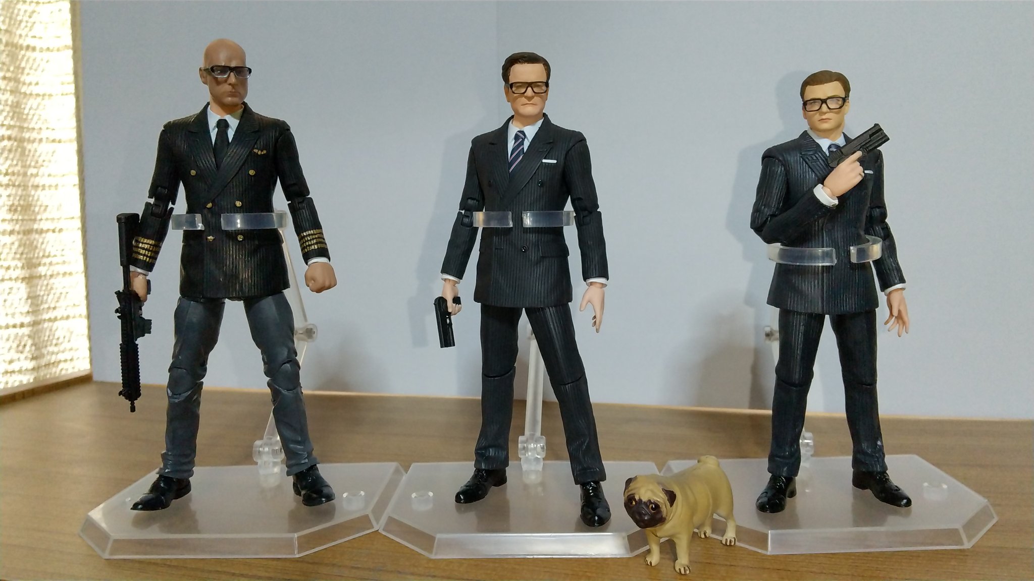 キングスマン フィギュアMAFEX まるけん on X: 