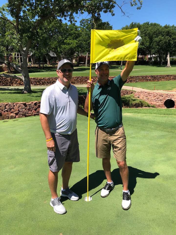 todd_brown1's tweet photo. @ChrisDiMarco Watching @TheMasters 2005 and forgot how close you came to the jacket. You were nails! This was my jacket @OakTreeNational #13! Glad you were there! #ace #kingranch @OkcDavey @ryanswanson22 @kenuss @Bretley24 #johnvanceautogroup https://t.co/TW5kJ3MoGz