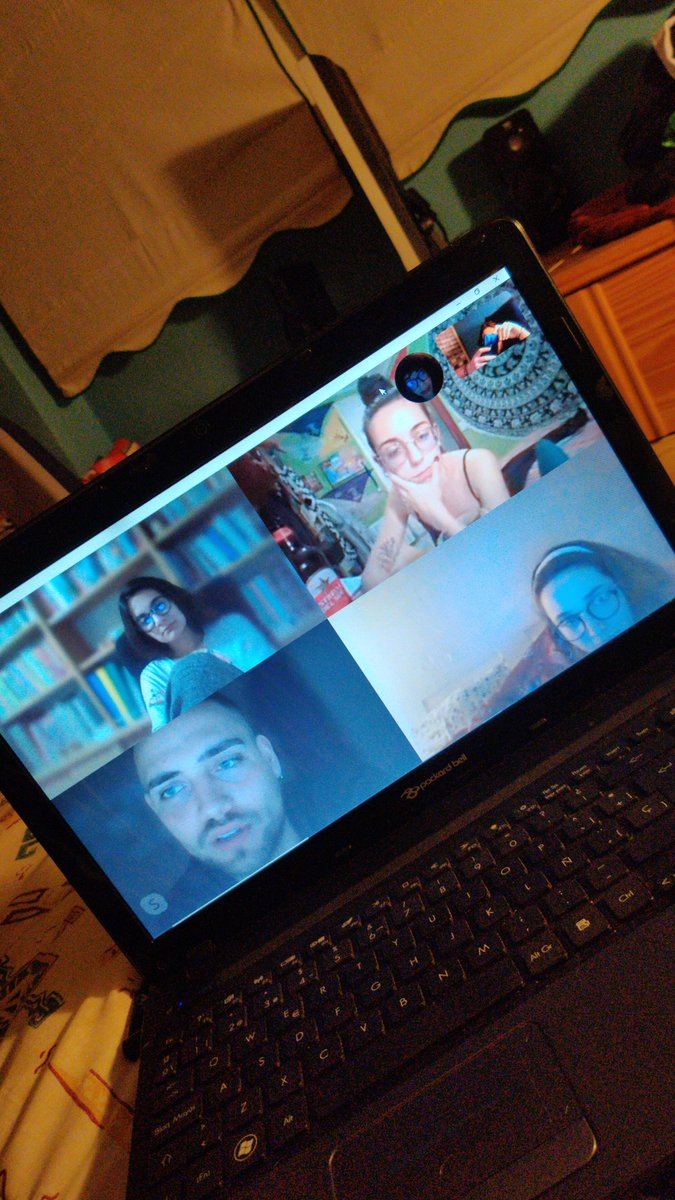 Joseluisand14's tweet photo. Con la gente buena de Autilla @claraaflorees @AndreaAlonso15 Imanol, Eva &amp; Elena https://t.co/EYXfGO87Ms