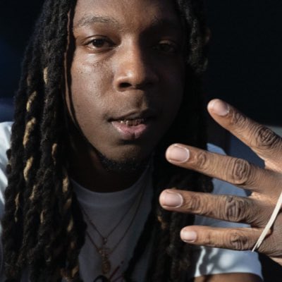 Real2Cray's tweet photo. #NewProfilePic https://t.co/d8wxS2p75Q
