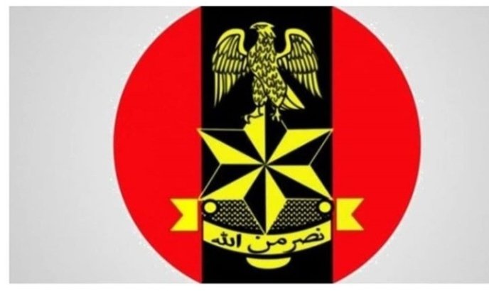 Austin30516640's tweet image. Can someone tell me the meaning of this Arab word in Nigerian military logo, I thought we are Christians and Muslim country why using Arab in Nigeria military logo?