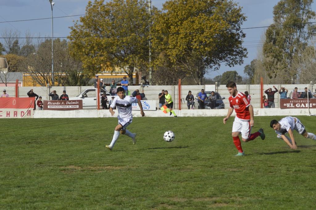 #conladelglobo <a href="/huracandeguatra/">C.A.Huracán de Guatraché</a>