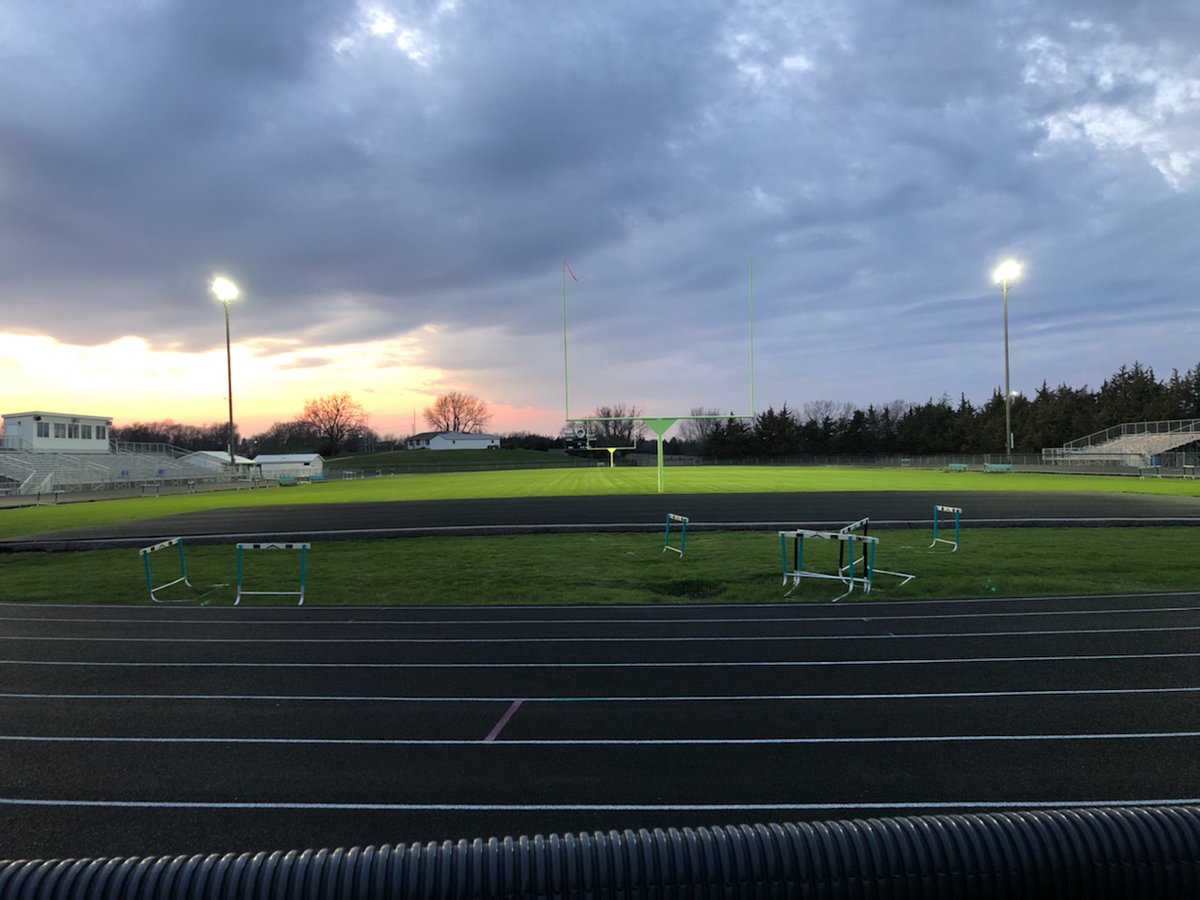 SwvFootball's tweet photo. We will fill these seats again, hear the roar of the crowd again, and go 1-0 again! Miss all of you! #lightupIA https://t.co/xatEP1VTLY
