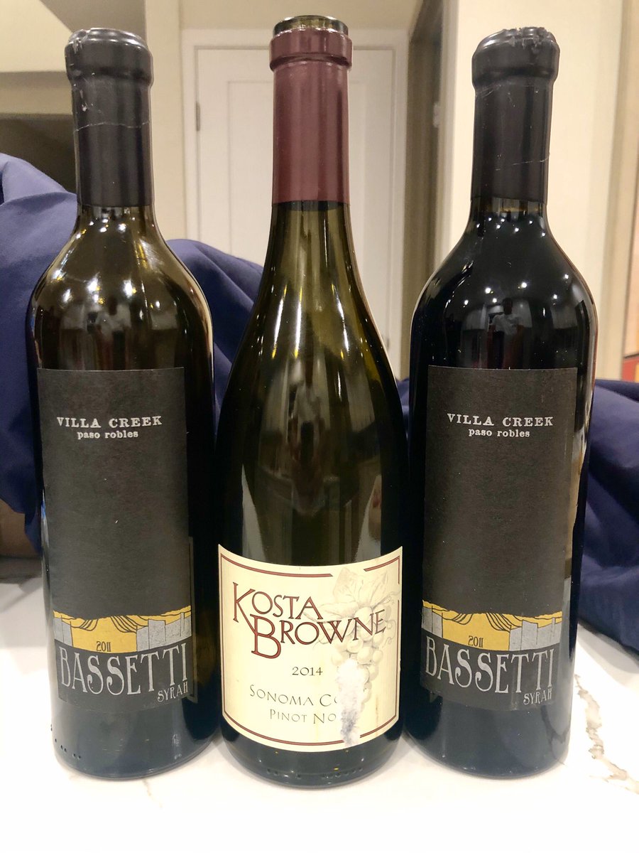 leejayb's tweet photo. Thank you Michael Browne and @crischerryvc for these beautiful wines! Virtually perfect. ππΌππΌππΌπ·π·π·
#wine #kostabrowne #villacreek #pinotnoir #syrah #michaelbrowne #dankosta #crischerry #joanncherry @kostabrowne @villacreekwine https://t.co/6U2D8igMWy