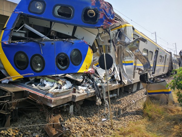 クリアランス人気 台湾鉄道 台鉄 運転士 加速レバー ブレーキ 減速