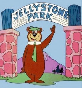Me acaba de dar cuenta que el oso Yogui no vive en el parque ...