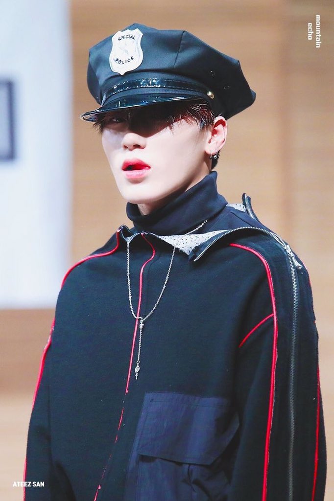 SAN WEARING HATS AND BEANIES A THREAD