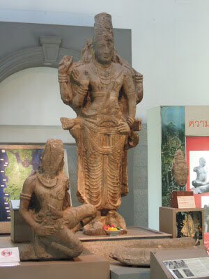 That the Tamil influence in the south east Asia goes well before the Chola era, is established by various historical artefacts. One among them is this sculpture of Siva, found in Takua Pa in Thailand, known as Thakai Takkolam to the ancient Tamil traders.