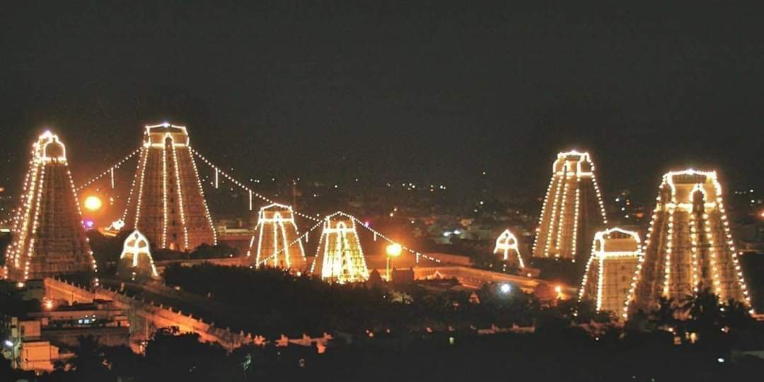 Now you're looking at Agni Sthalam(Fire), which is one of the sthalam of panja sthalam. It's covered by gopuram in four direction which is dedicated to Lord Shiva.
The 11 hollows in Raja Gopuram denoting the wealth of the temple!

📍Tiruvannamalai, Tamilnadu, India
<a href="/LostTemple7/">Lost Temples™</a>