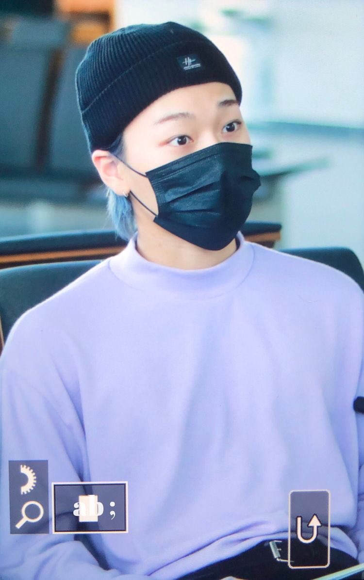 SAN WEARING HATS AND BEANIES A THREAD